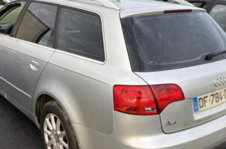 Boite a gants AUDI A4 2