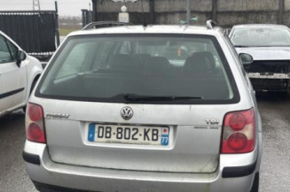 Etrier arriere gauche (freinage) VOLKSWAGEN PASSAT 4