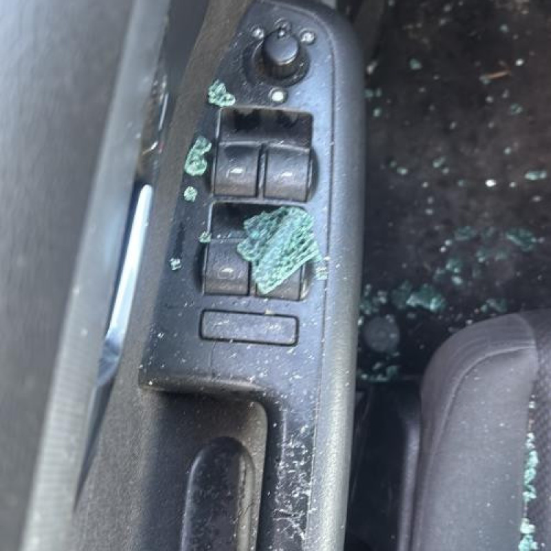 Boite a gants AUDI A4 2 Photo n°9