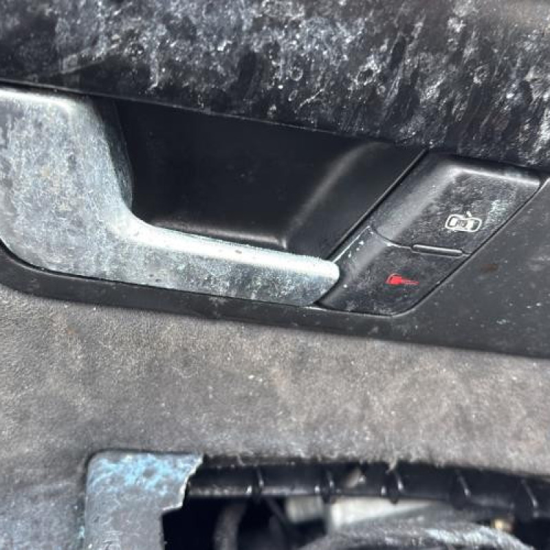 Leve vitre electrique avant droit AUDI A4 2 Photo n°11