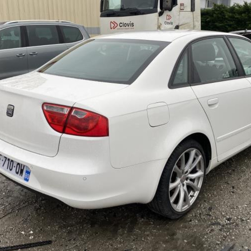 Etrier arriere droit (freinage) SEAT EXEO Photo n°3