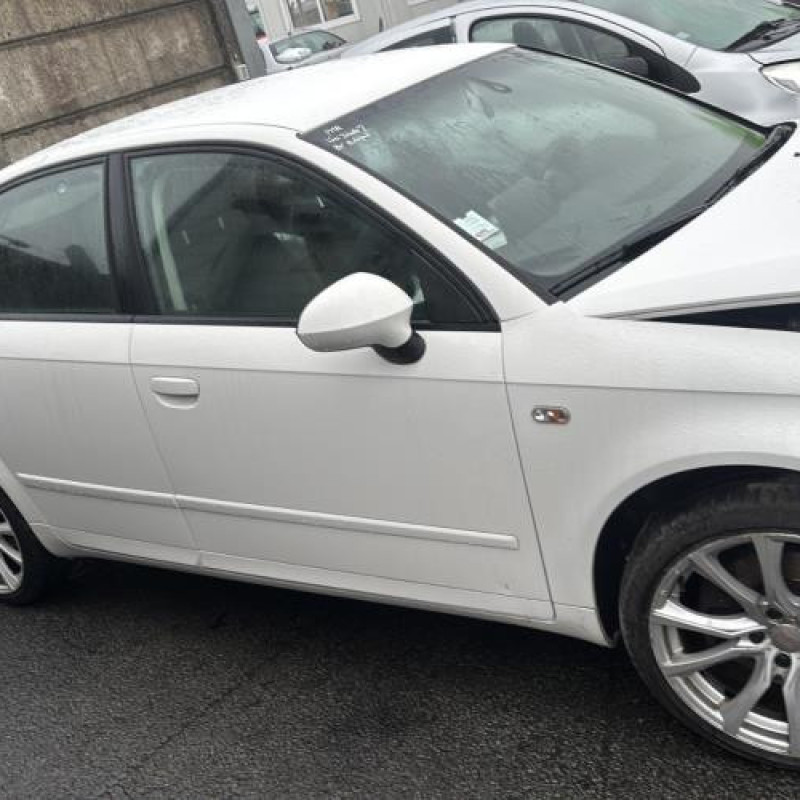 Etrier arriere droit (freinage) SEAT EXEO Photo n°13