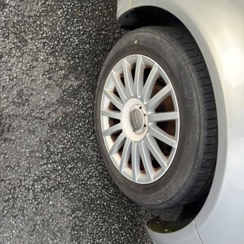 Pompe à carburant AUDI A4 2 Photo n°19