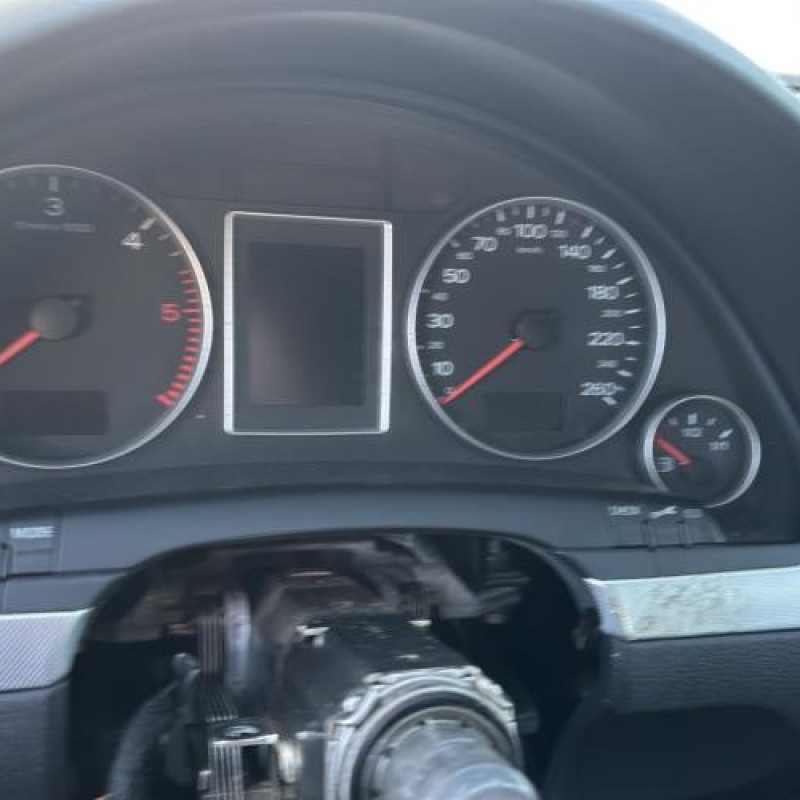 Pompe à carburant AUDI A4 2 Photo n°15