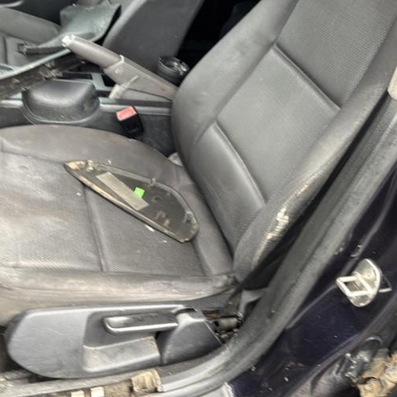 Pompe à carburant AUDI A4 2 Photo n°12