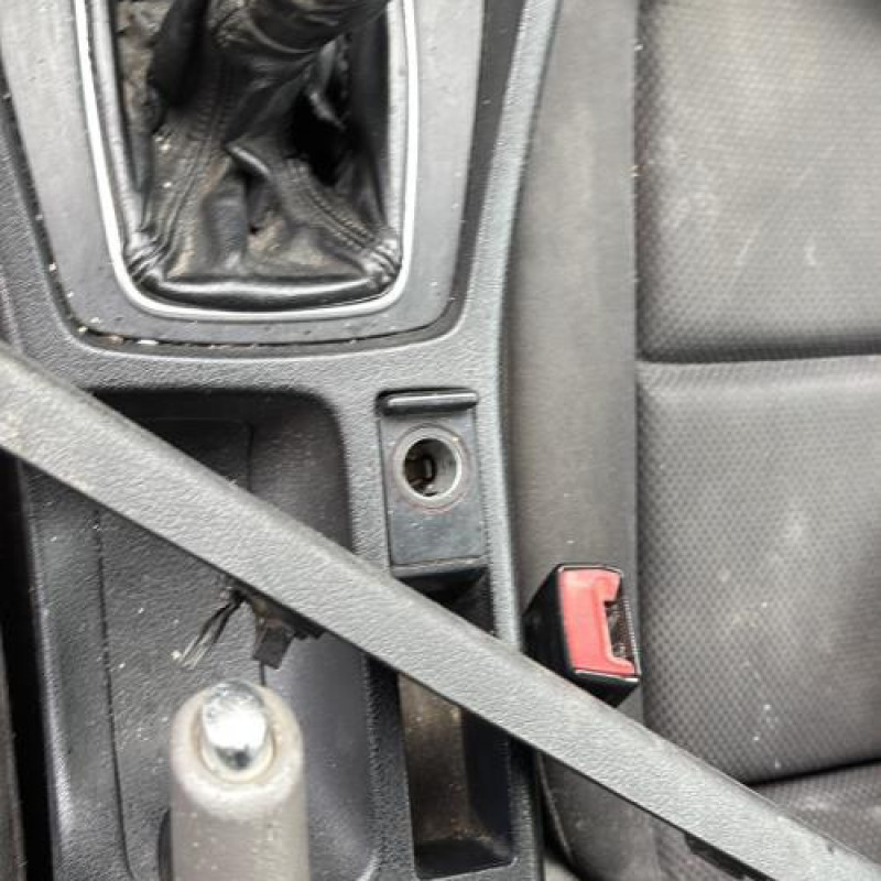 Pompe à carburant AUDI A4 2 Photo n°17