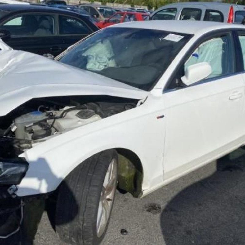 Custode arriere droit AUDI A4 3 Photo n°9