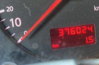 Vitre avant gauche AUDI A6 2 Photo n°1