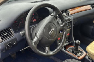 Serrure avant droit AUDI A6 2