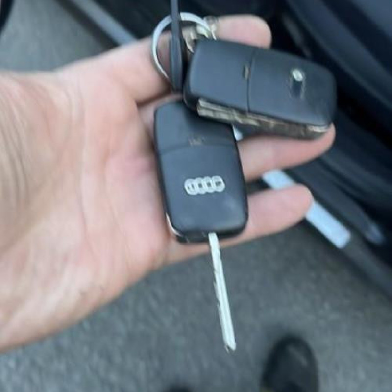 Vitre avant gauche AUDI A6 2 Photo n°14