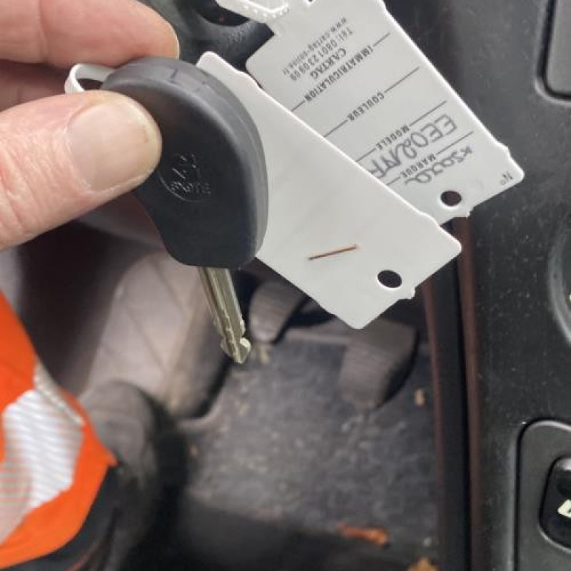 Compresseur clim CITROEN XSARA Photo n°10