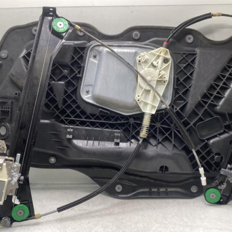 Leve vitre electrique avant gauche VOLKSWAGEN EOS Photo n°4