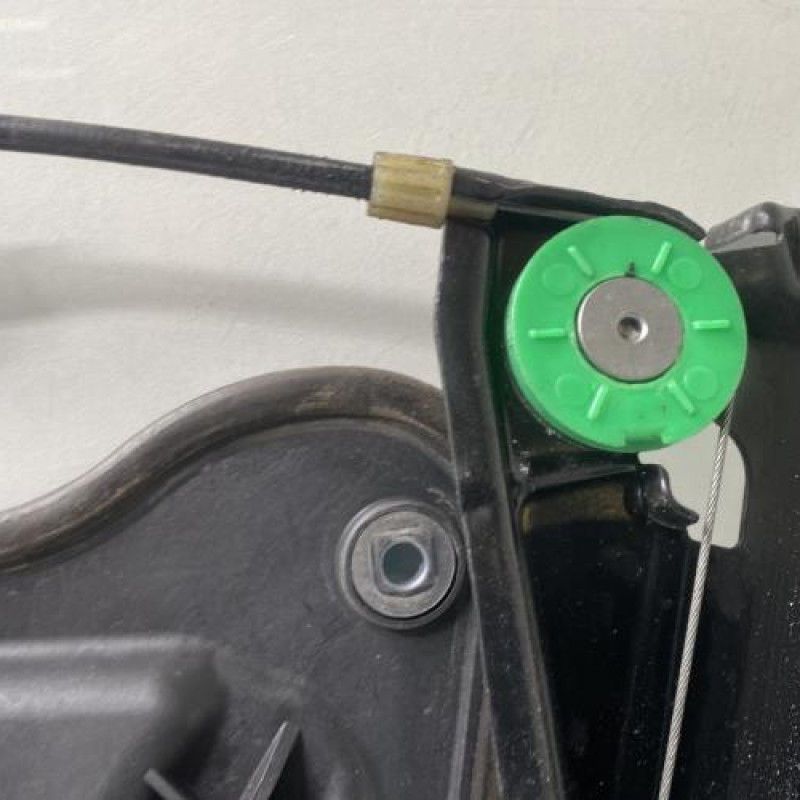 Leve vitre electrique avant gauche VOLKSWAGEN EOS Photo n°5