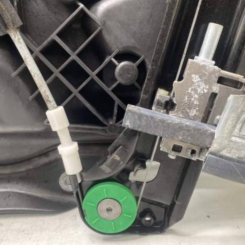 Leve vitre electrique avant gauche VOLKSWAGEN EOS Photo n°6