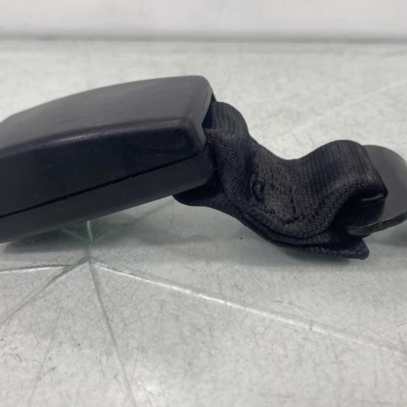 Attache ceinture arriere droit VOLKSWAGEN TOURAN 1 Photo n°2