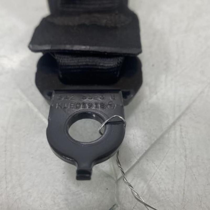Attache ceinture arriere droit VOLKSWAGEN TOURAN 1 Photo n°5