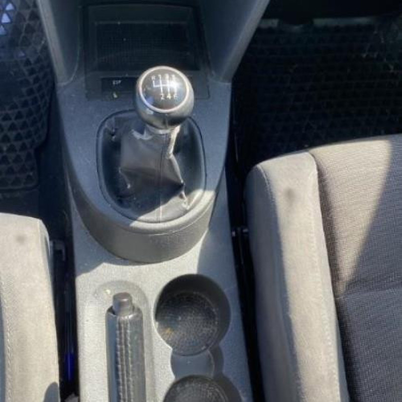 Serrure avant gauche VOLKSWAGEN TOURAN 1 Photo n°18