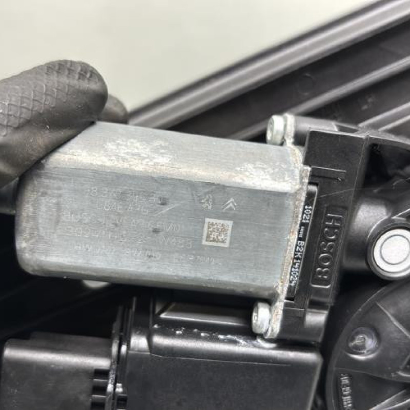 Leve vitre electrique arriere gauche CITROEN C5 AIRCROSS Photo n°6