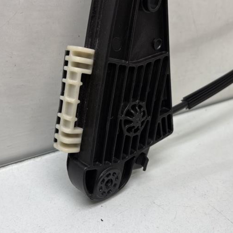 Leve vitre electrique avant droit CITROEN C5 AIRCROSS Photo n°8