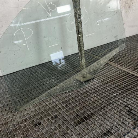 Vitre avant gauche PEUGEOT BIPPER