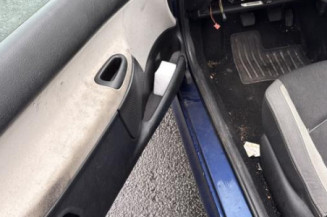 Anti brouillard gauche (feux) PEUGEOT 206