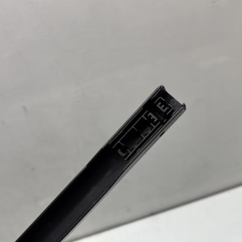 Bras essuie glace arriere FORD FIESTA 4 Photo n°3