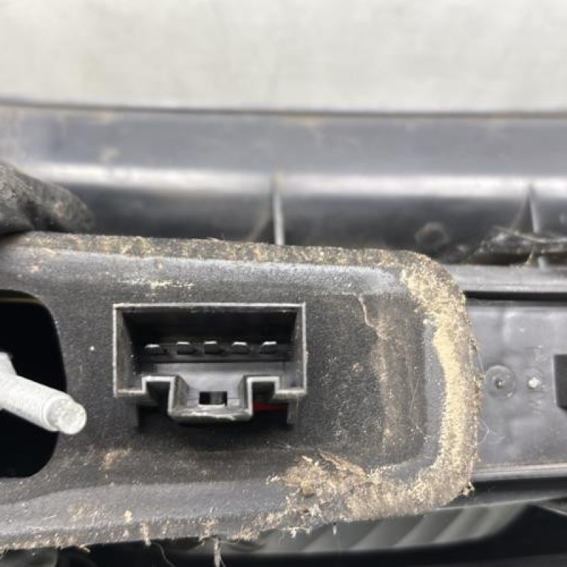 Feu arriere principal gauche (feux) FORD FIESTA 5 Photo n°3