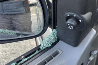 Feu arriere principal gauche (feux) FORD FIESTA 5