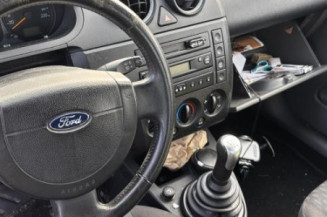 Feu arriere principal gauche (feux) FORD FIESTA 5