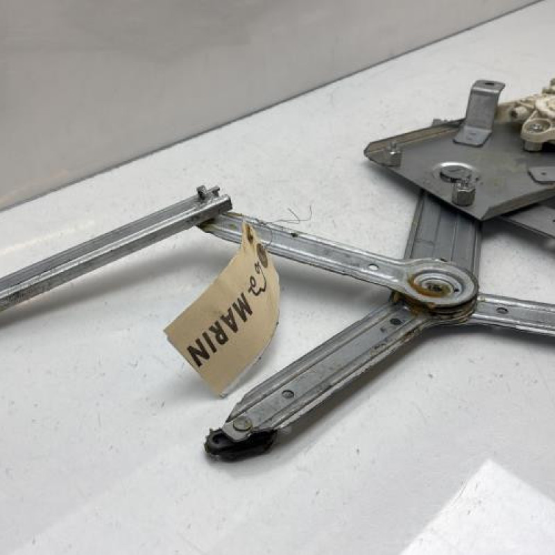 Leve vitre electrique avant gauche OPEL VECTRA C Photo n°3