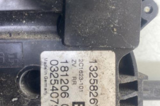 Serrure arriere droit OPEL CORSA D