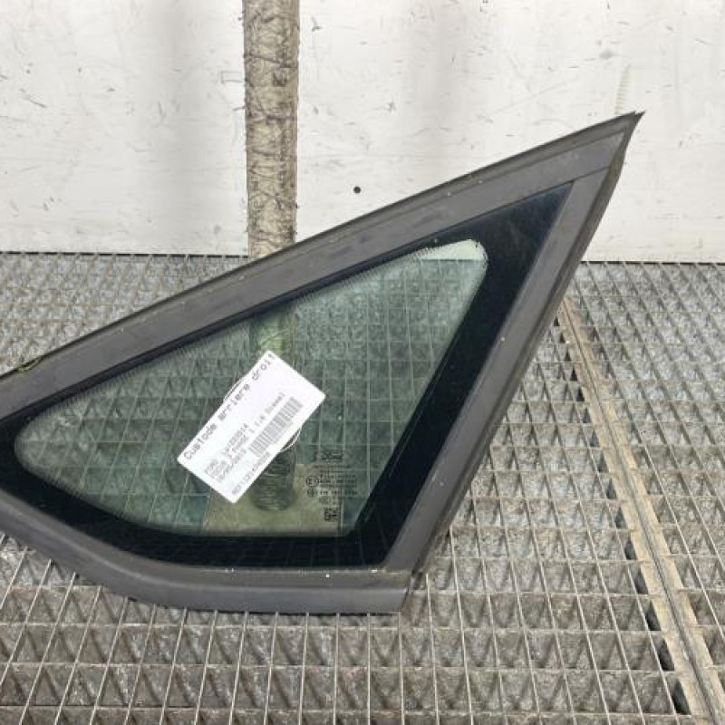 Custode arriere droit FORD FOCUS 3 Photo n°1