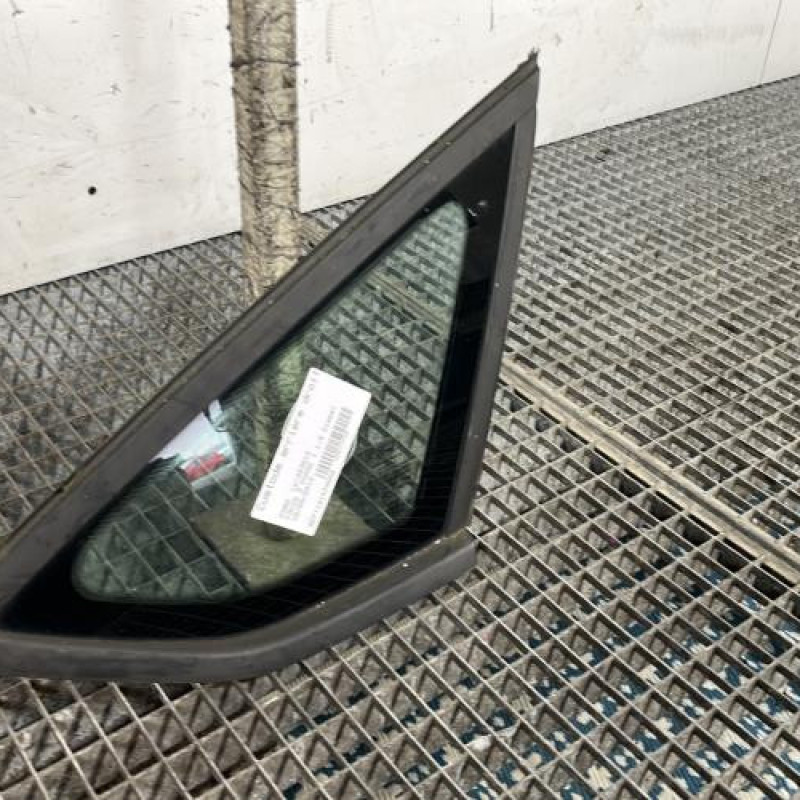 Custode arriere droit FORD FOCUS 3 Photo n°2