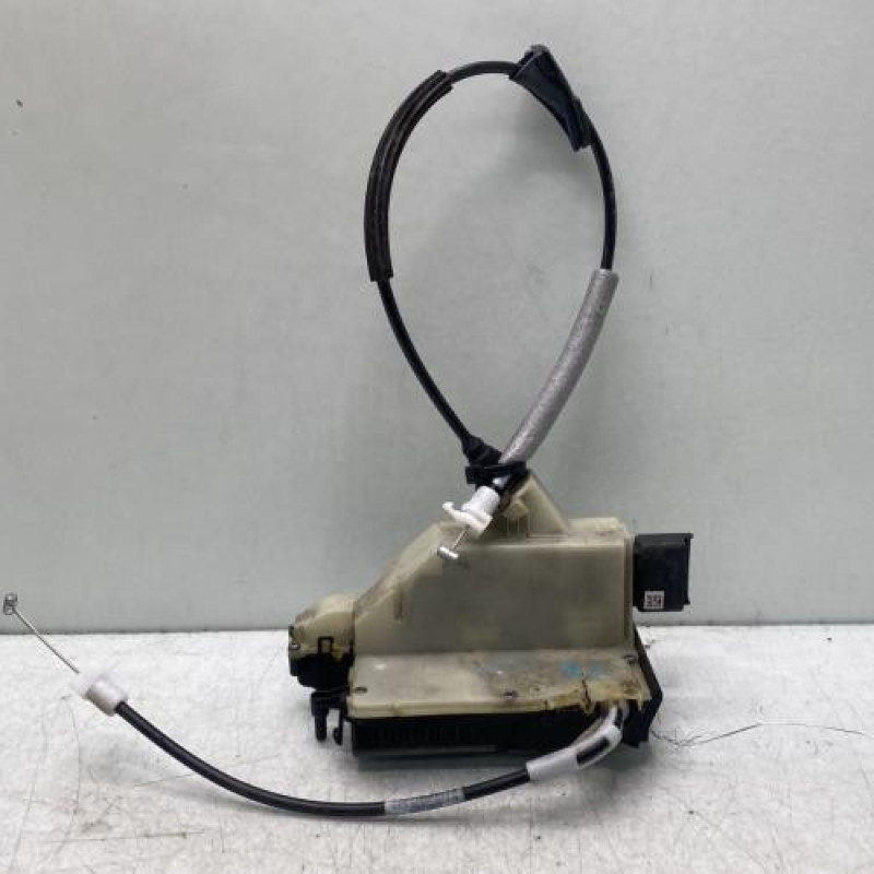 Serrure arriere droit PEUGEOT 208 1 Photo n°1