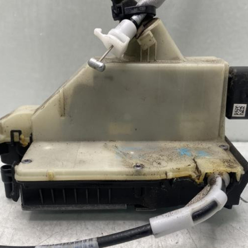 Serrure arriere droit PEUGEOT 208 1 Photo n°2