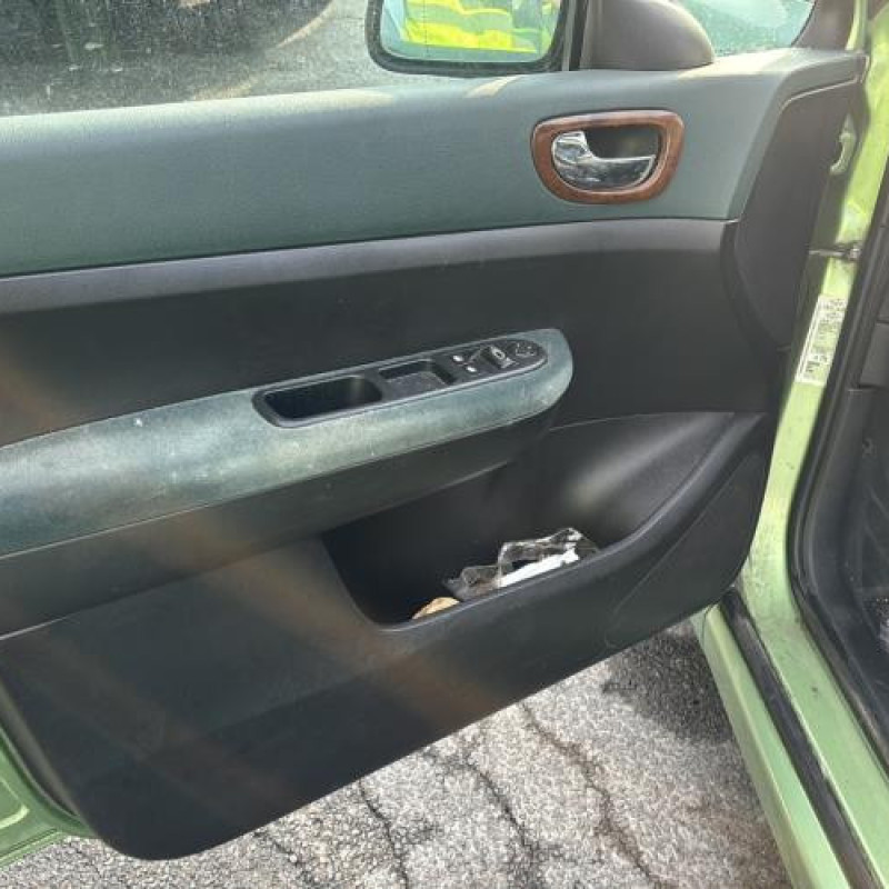 Cremaillere assistee PEUGEOT 307 Photo n°12