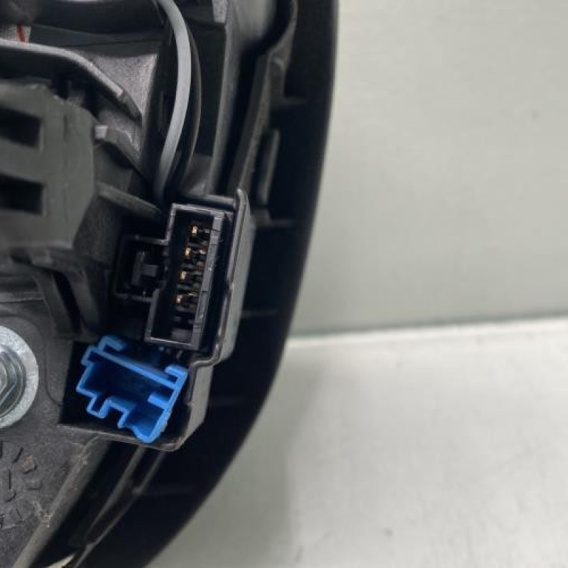 Air bag conducteur PEUGEOT 208 1 Photo n°4