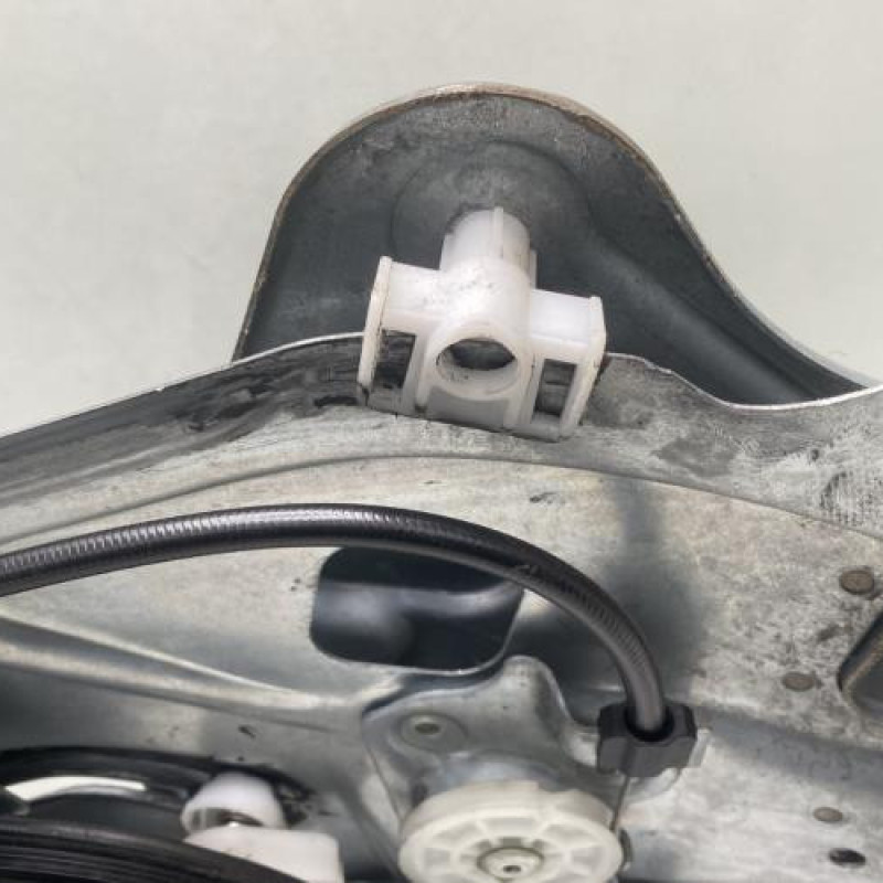 Leve vitre electrique arriere droit PEUGEOT 307 Photo n°5