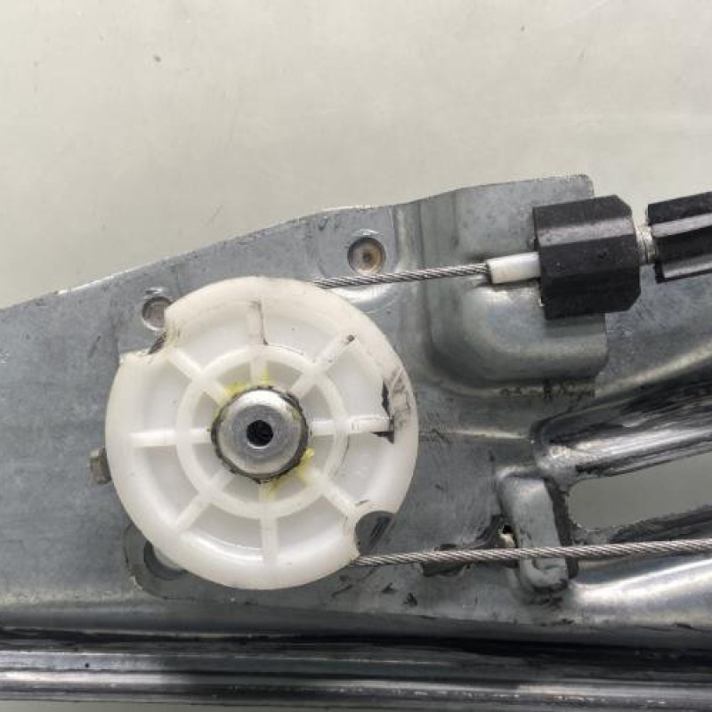 Leve vitre electrique arriere gauche PEUGEOT 307 Photo n°3