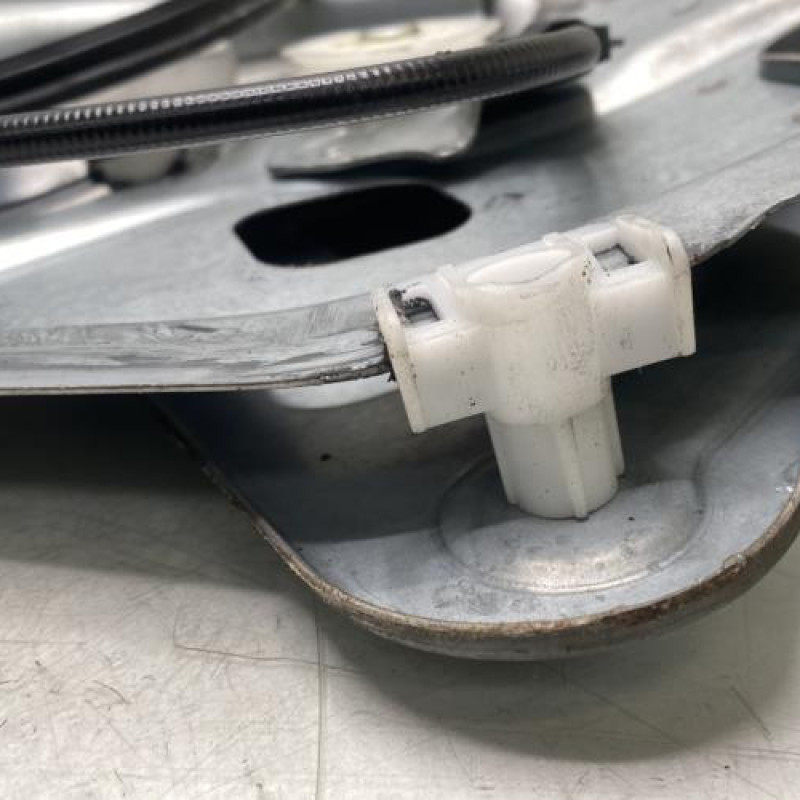 Leve vitre electrique arriere gauche PEUGEOT 307 Photo n°5