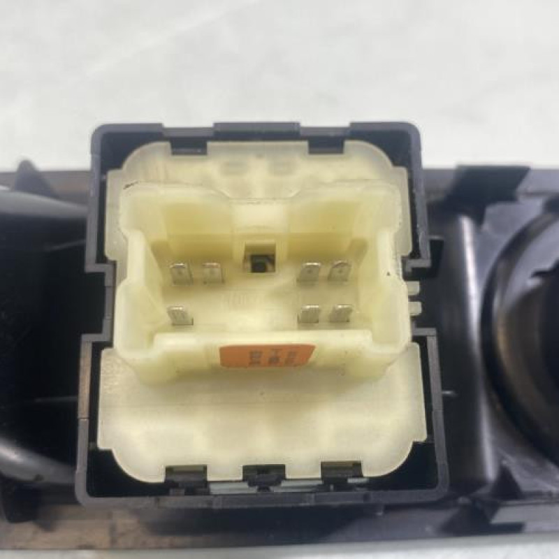 Interrupteur de leve vitre avant gauche RENAULT TWINGO 3 Photo n°3