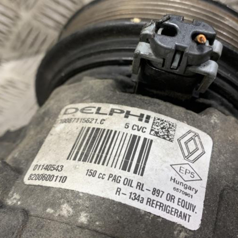 Compresseur clim RENAULT SCENIC 2 Photo n°2