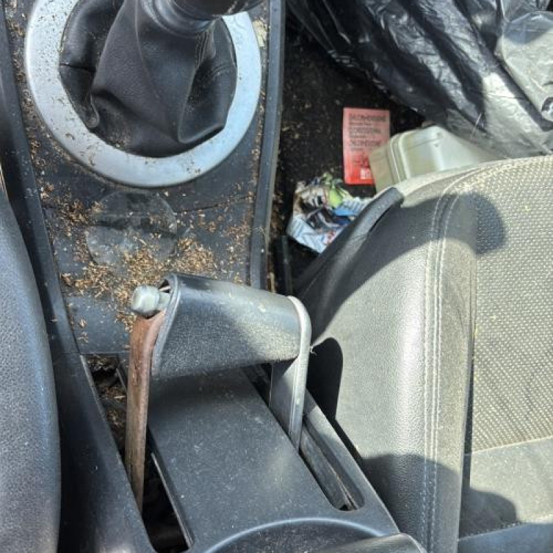 Moteur essuie glace arriere RENAULT MEGANE 2 Photo n°18