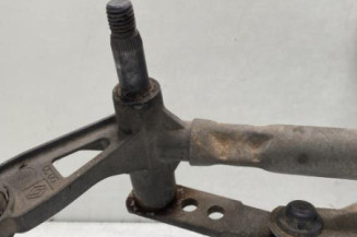 Moteur essuie glace avant RENAULT MEGANE 2