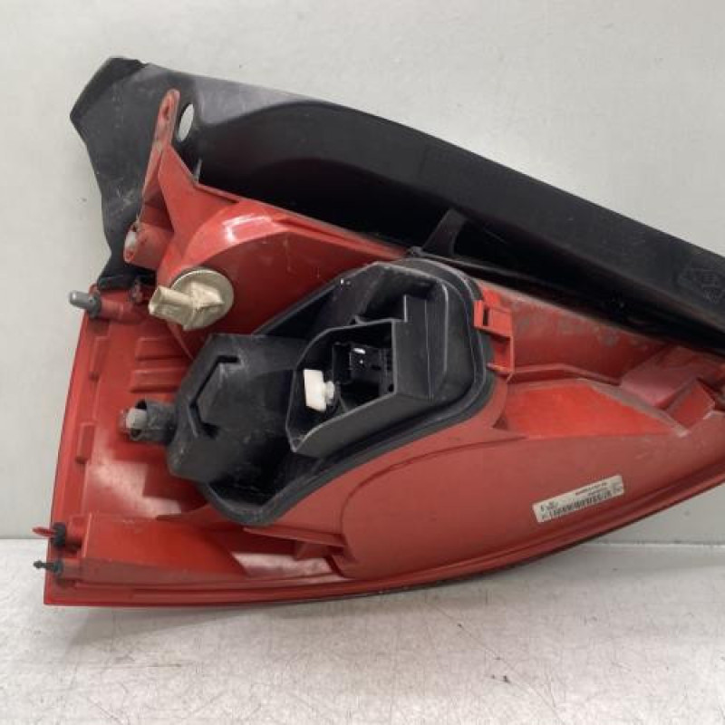 Feu arriere principal droit (feux) RENAULT MEGANE 2 Photo n°2