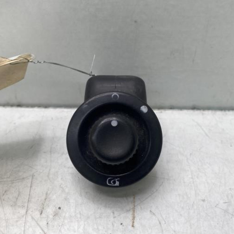 Commande retroviseurs RENAULT MEGANE 2 Photo n°1