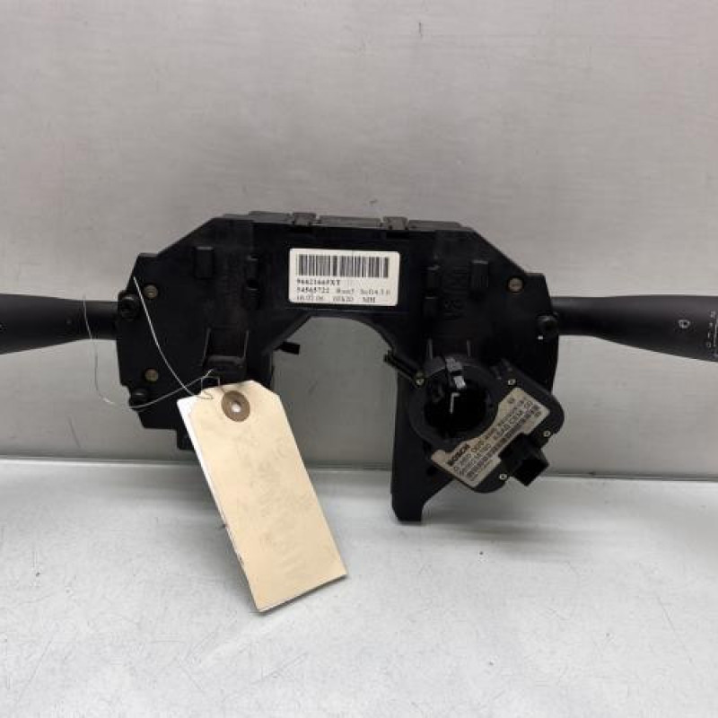 Com (Bloc Contacteur Tournant+Commodo Essuie Glace+Commodo Phare) CITROEN C4 1 Photo n°1