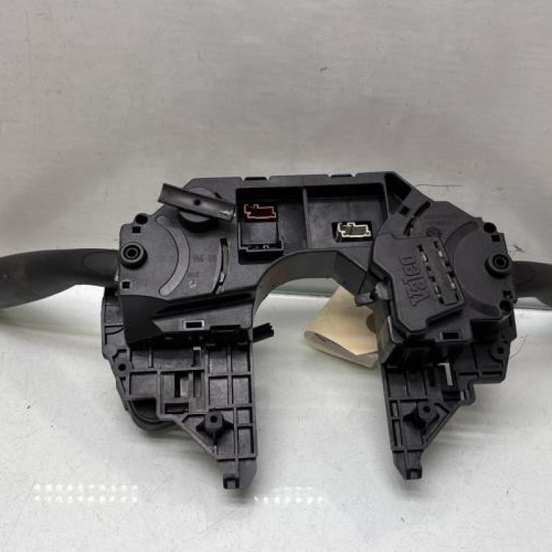 Com (Bloc Contacteur Tournant+Commodo Essuie Glace+Commodo Phare) CITROEN C4 1 Photo n°5