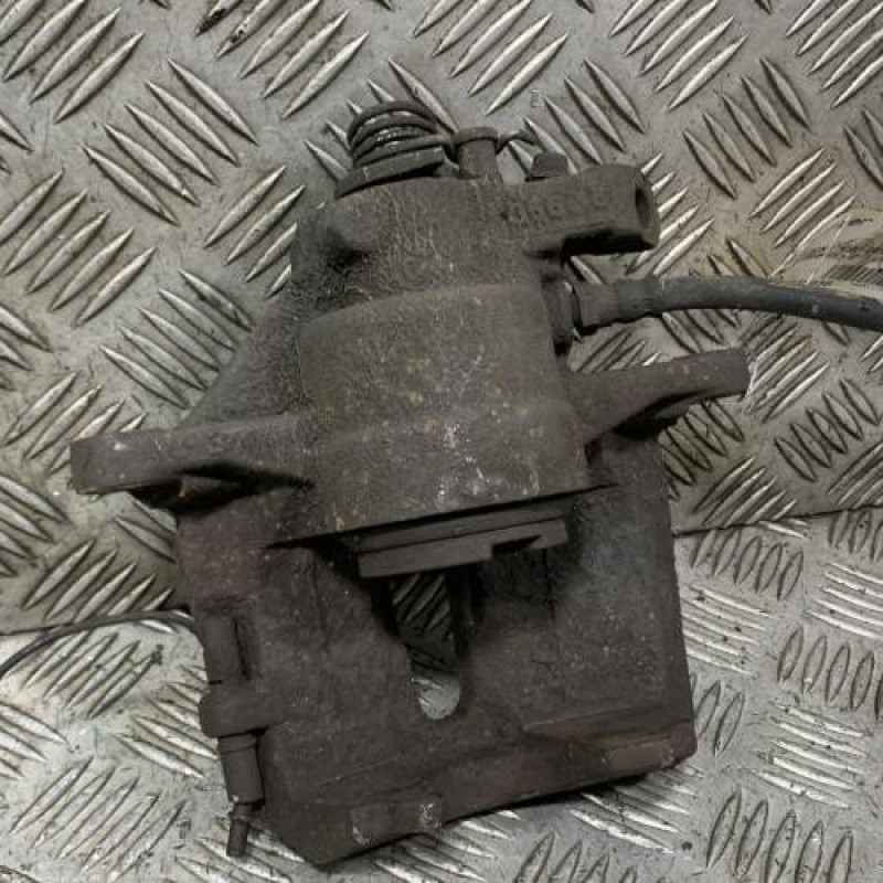 Etrier avant droit (freinage) CITROEN C5 1 Photo n°3