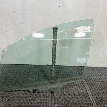 Vitre avant gauche PEUGEOT 207 Photo n°1